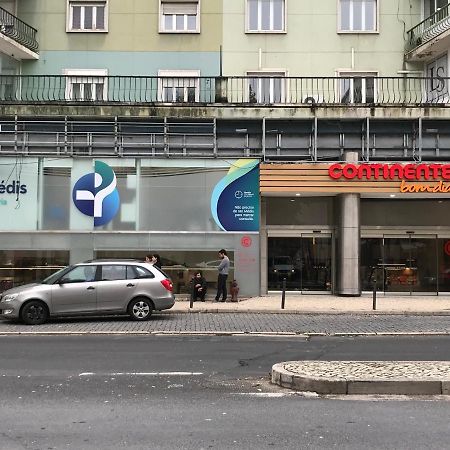 Romantic 1 Bedroom Apartment At Roma Avenue - 1C Lisbon Exterior photo